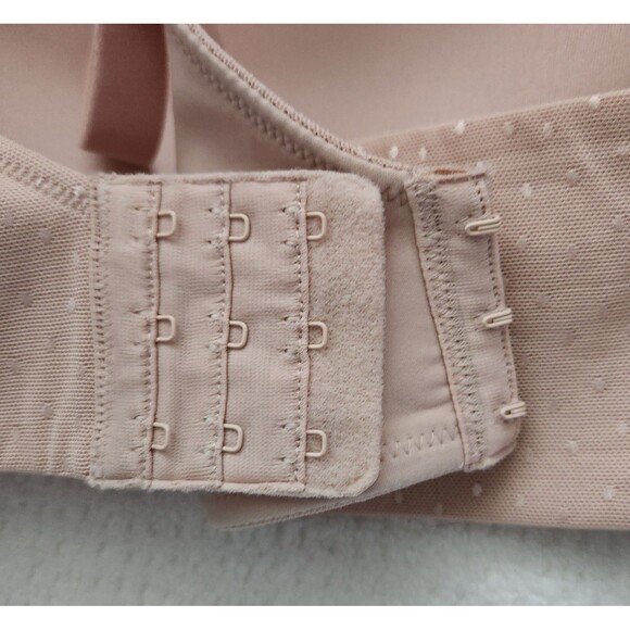 Wacoal Back Appeal Bra 40C Beige Shimmer Wire-Free Contour Cup Full Coverage EUC - Picture 5 of 11